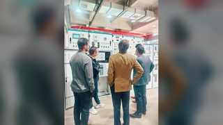 공장 투명성: 주문을 위한 고객 현장 방문