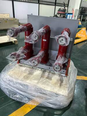 Rated current 630 A High Voltage Circuit Breaker Opening speed 1.445 M s Center distance between phase 275 Mm designed for power switching