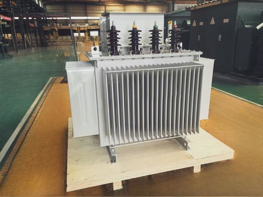 3단계 오일 잠긴 전력 트랜스포머 750KVA ±2x2.5% 안정적이고 안전한 전력 공급을 위한 터킹 범위